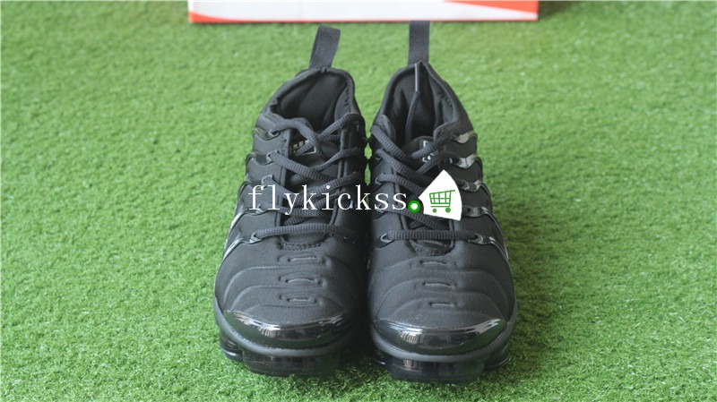 Nike Air Vapormax Plus Triple Black